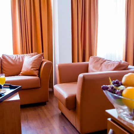 Srbija-free Parking Hotel 3*