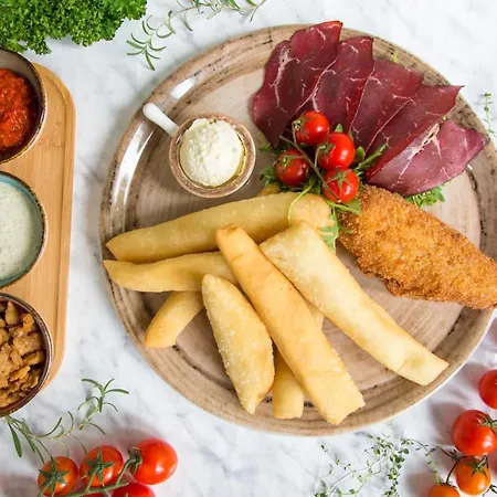 Srbija-free Parking 3* Beograd