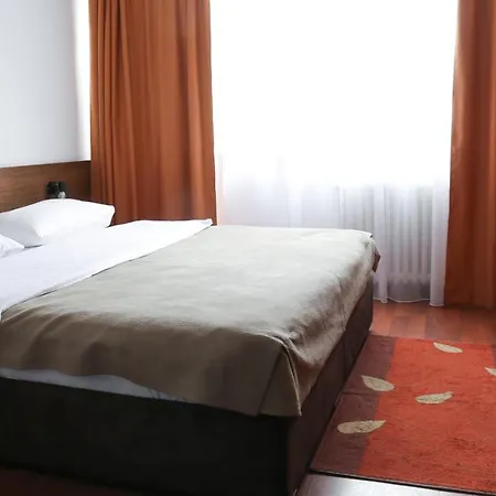 Hotel Srbija-free Parking