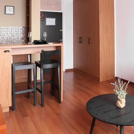 Srbija-free Parking Hotel