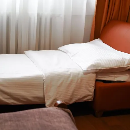 Srbija-free Parking Hotel Belgrado