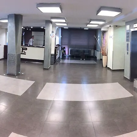 Hotel Srbija-free Parking