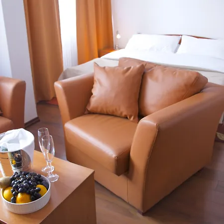 Srbija-free Parking Hotel Belgrado