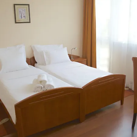 Hotel Srbija-free Parking 3*