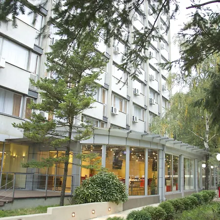 Srbija-free Parking Hotel