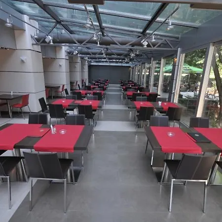 Srbija-free Parking Hotel Beograd
