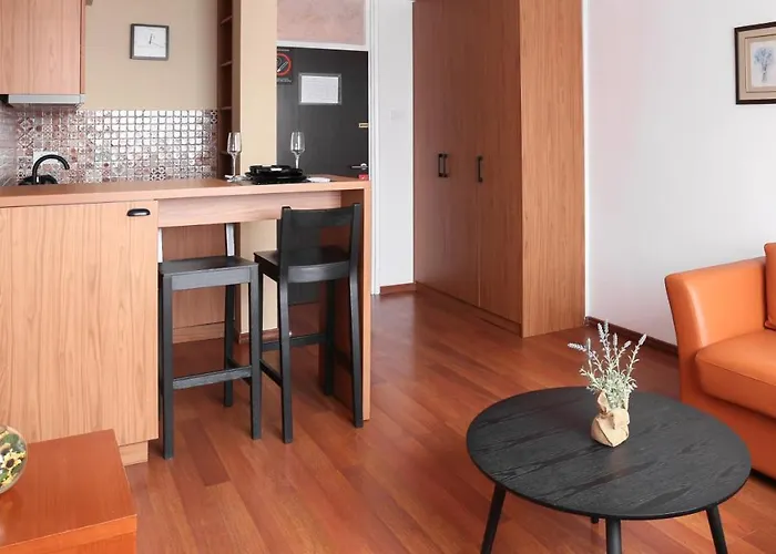 Srbija-free Parking Hotel