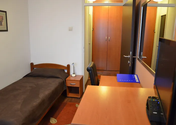 Hotel Srbija-free Parking Belgrade