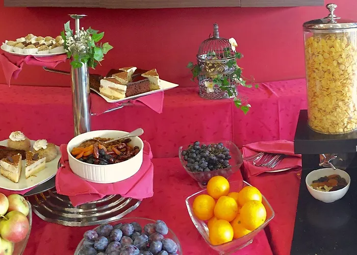 Srbija-free Parking Hotel 3*