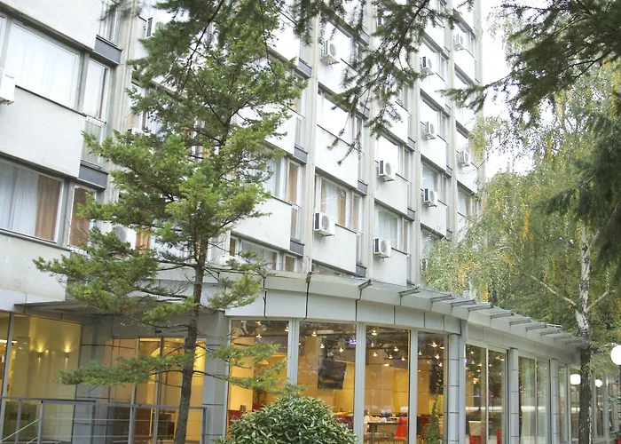 Srbija-free Parking Hotel